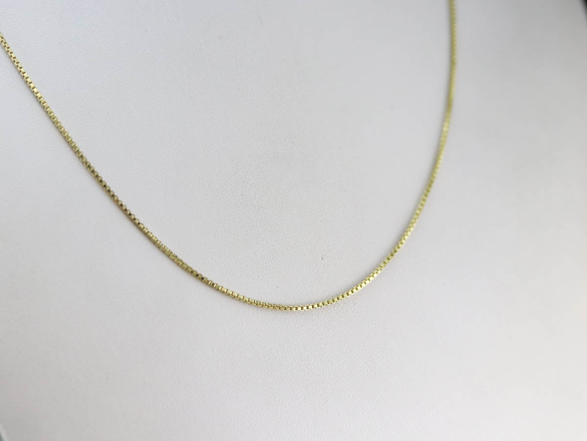 Collar de cadena de caja de oro