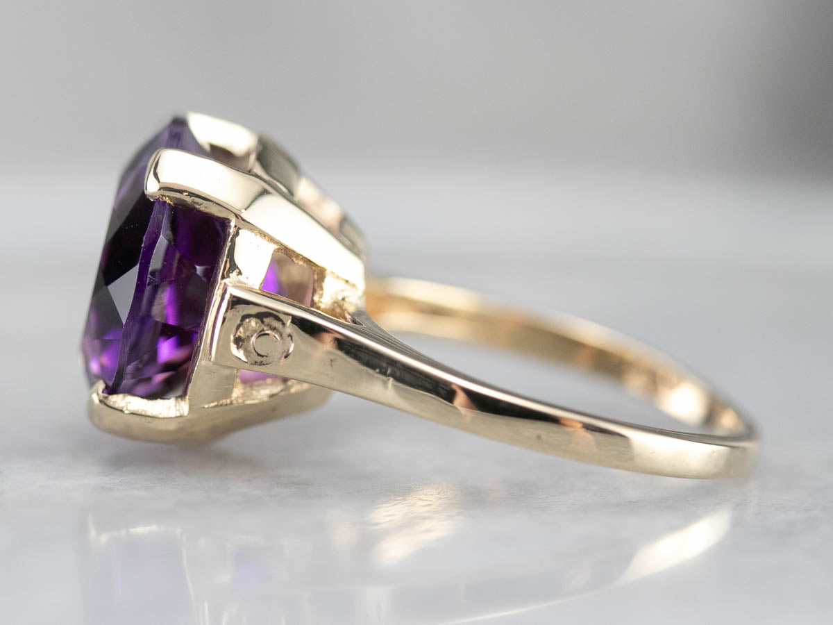 Round Amethyst Gold Cocktail Ring