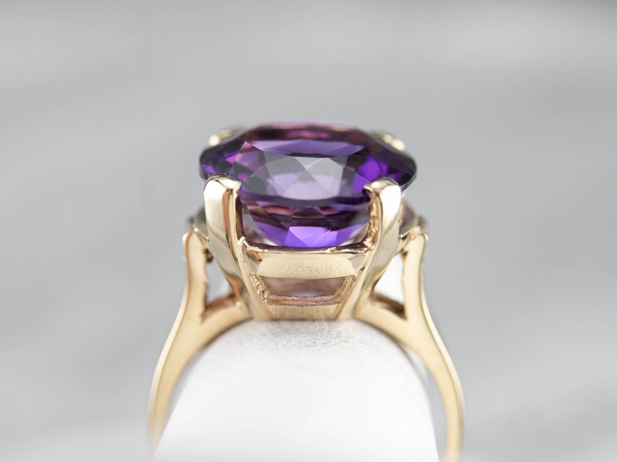 Round Amethyst Gold Cocktail Ring