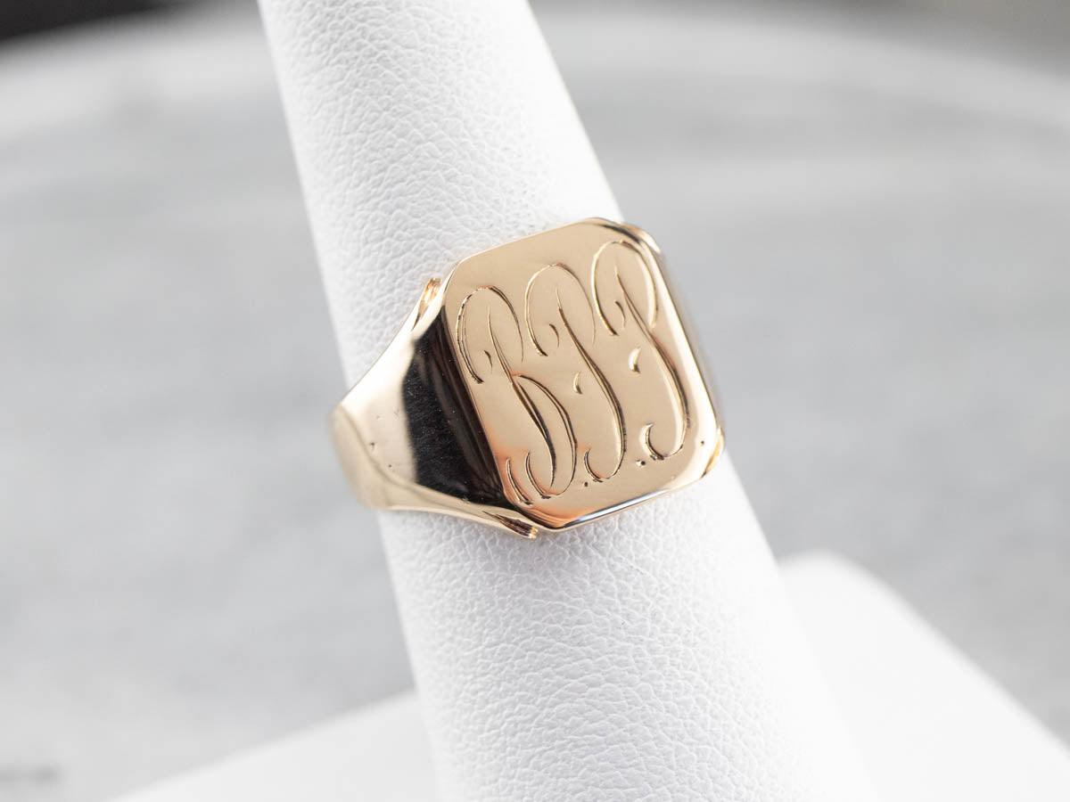 Anillo de sello con monograma "BPP" de oro