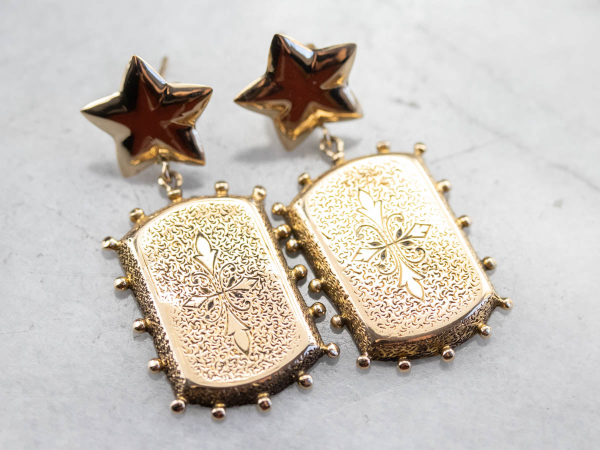 Pendientes colgantes de oro con textura adornada