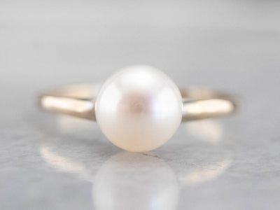 Pearl White Gold Solitaire Ring