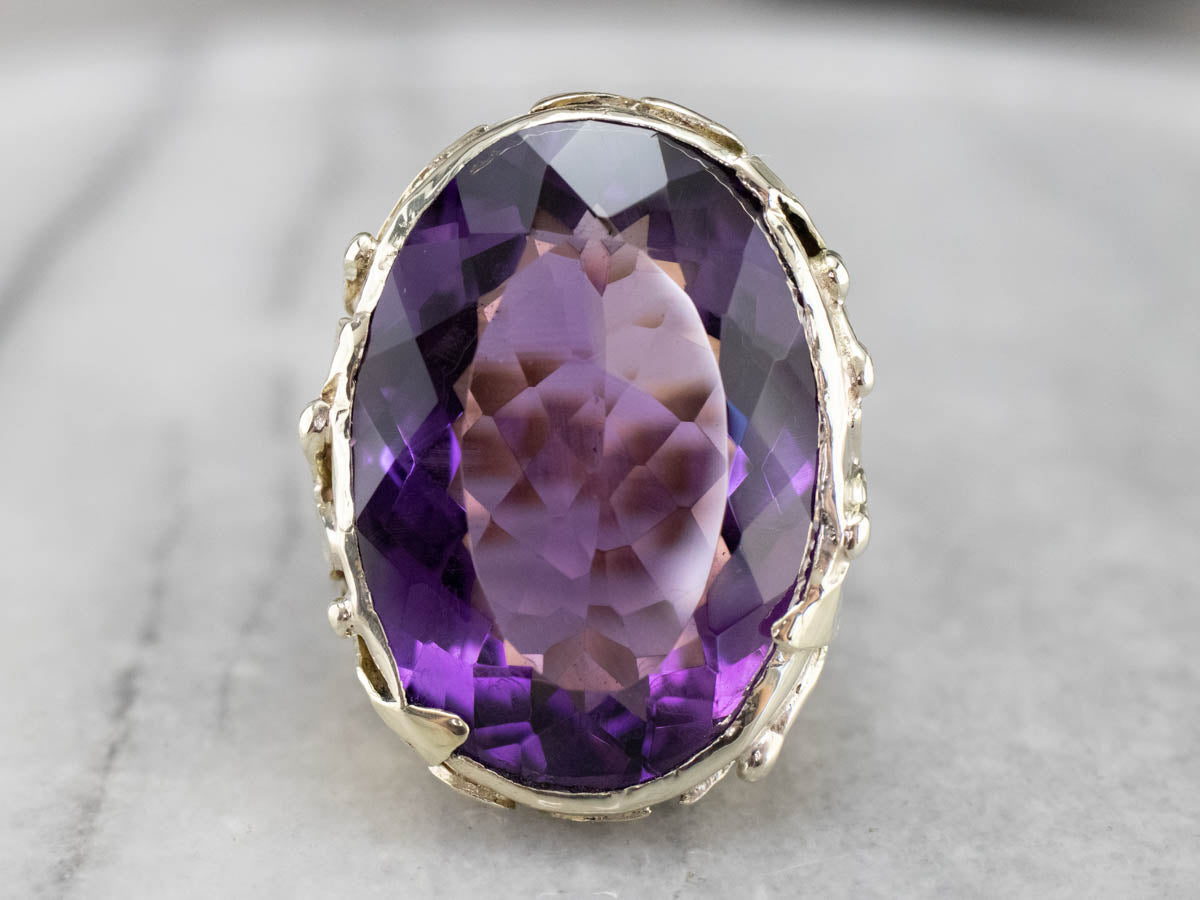 Anillo de cóctel botánico grande con amatista