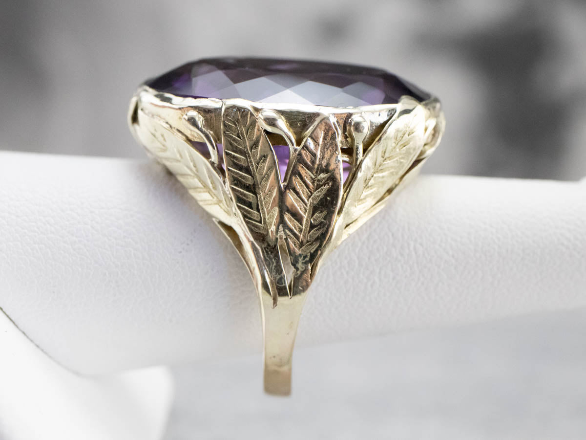 Anillo de cóctel botánico grande con amatista