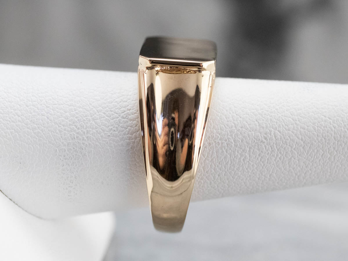 Men's East to West Gold Signet Ring