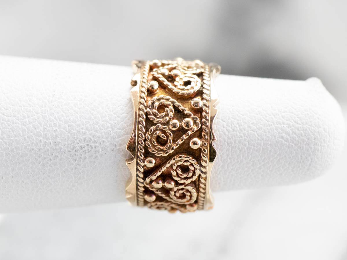 Ornate Yellow Gold Heart Pattern Band
