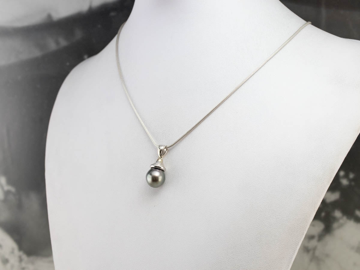 White Gold Black Pearl Pendant