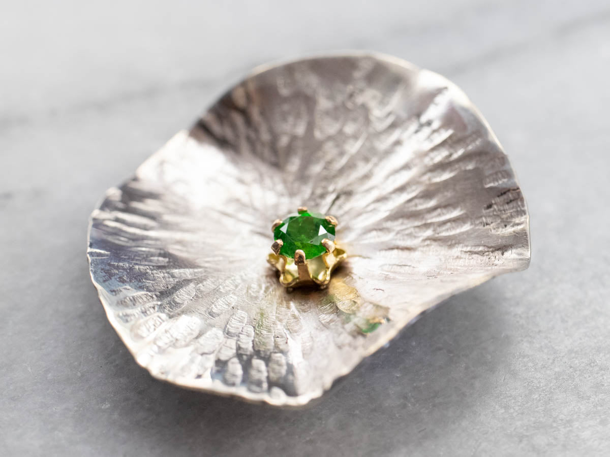 Alfiler de hoja de lirio de metal mixto granate verde