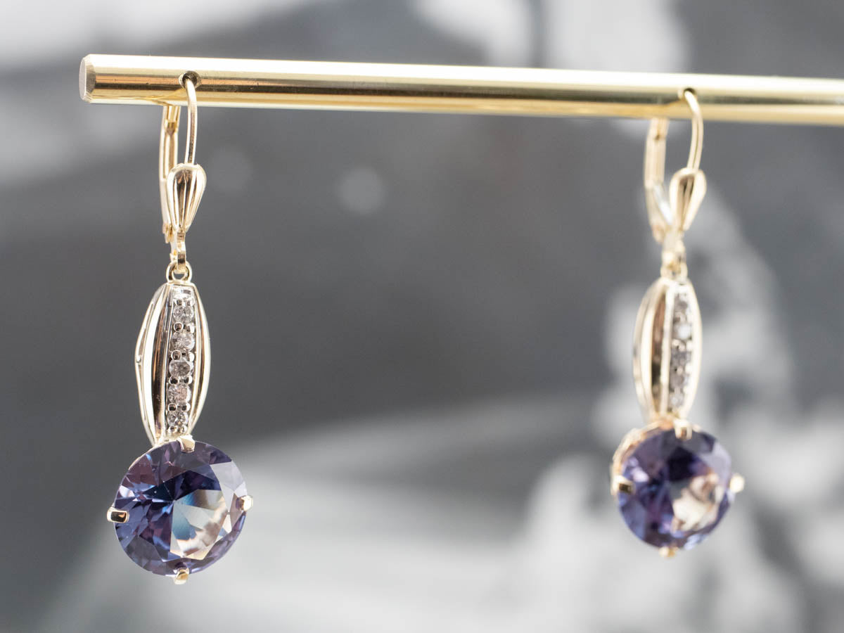 Pendientes colgantes de diamantes y alejandrita sintética
