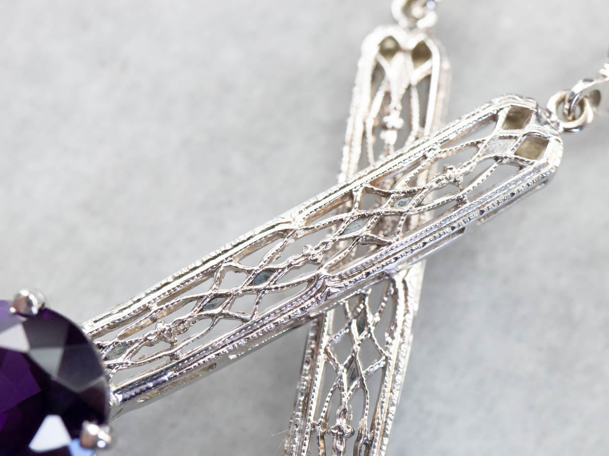 Pendientes colgantes de filigrana de amatista en oro blanco