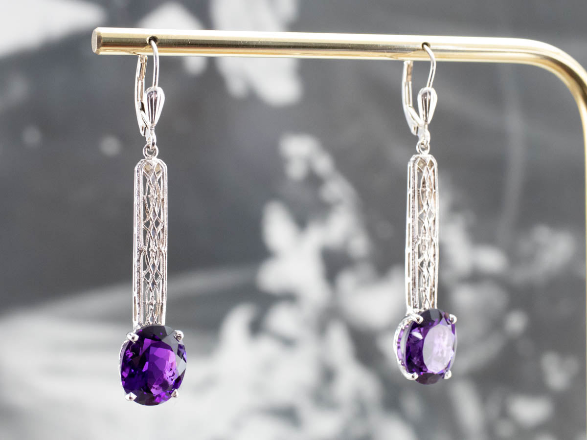 Pendientes colgantes de filigrana de amatista en oro blanco