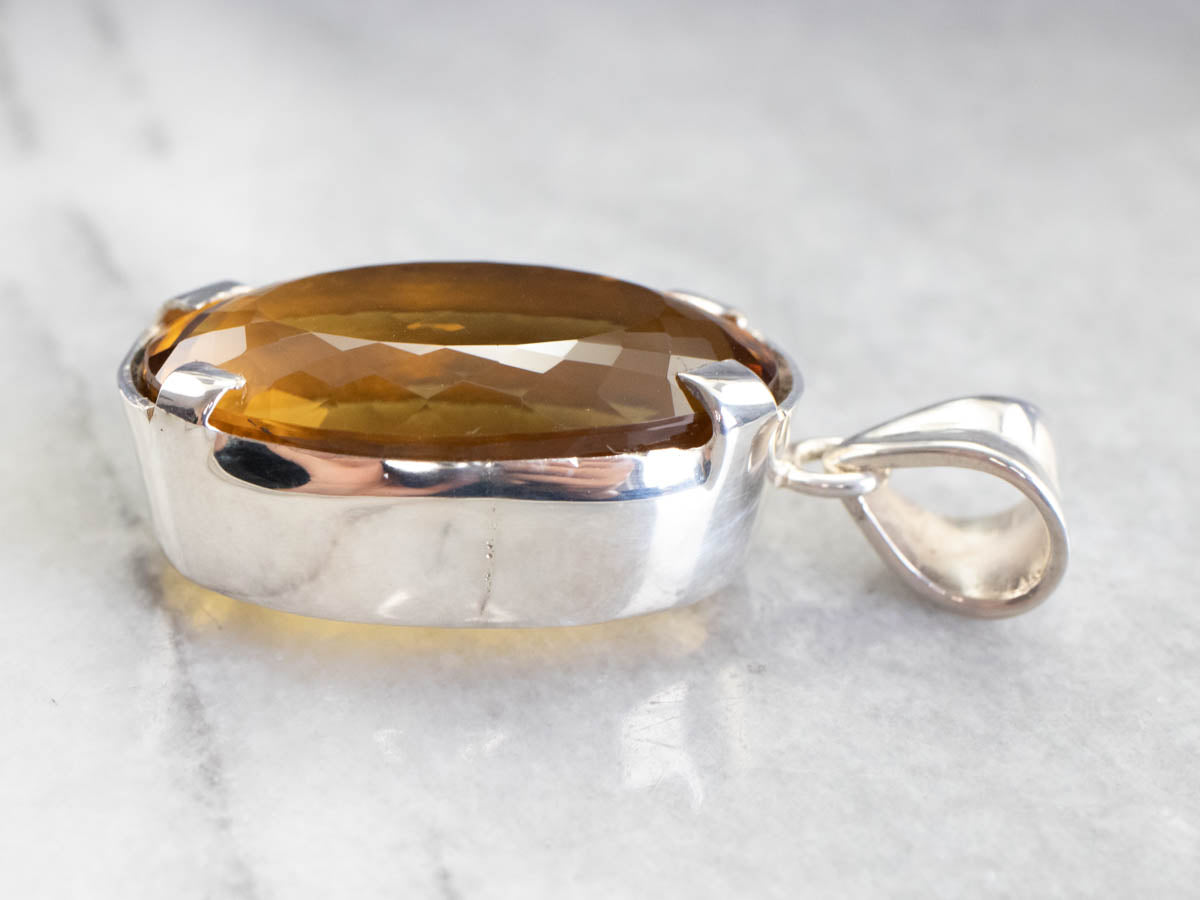 Colgante llamativo de plata de ley con cuarzo miel