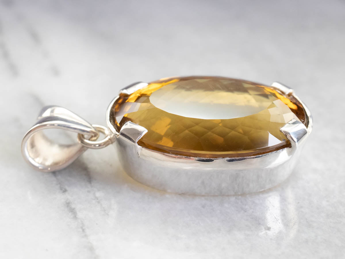 Colgante llamativo de plata de ley con cuarzo miel