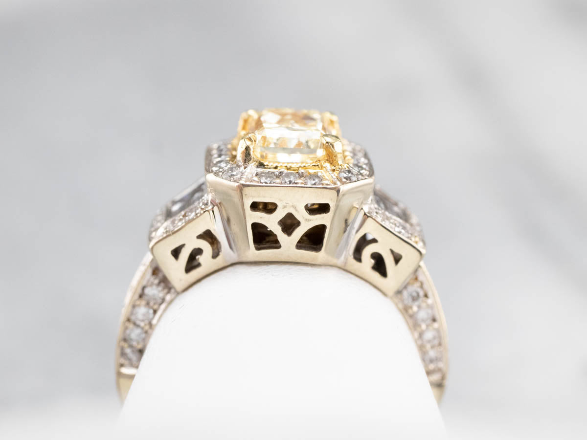 Anillo de diamantes amarillo moderno con certificación GIA