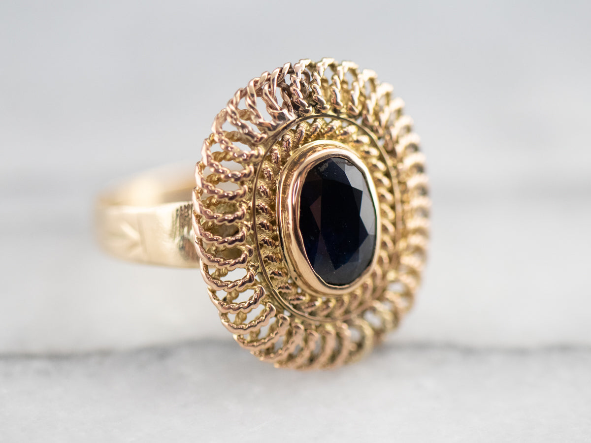 Anillo solitario de filigrana de zafiro