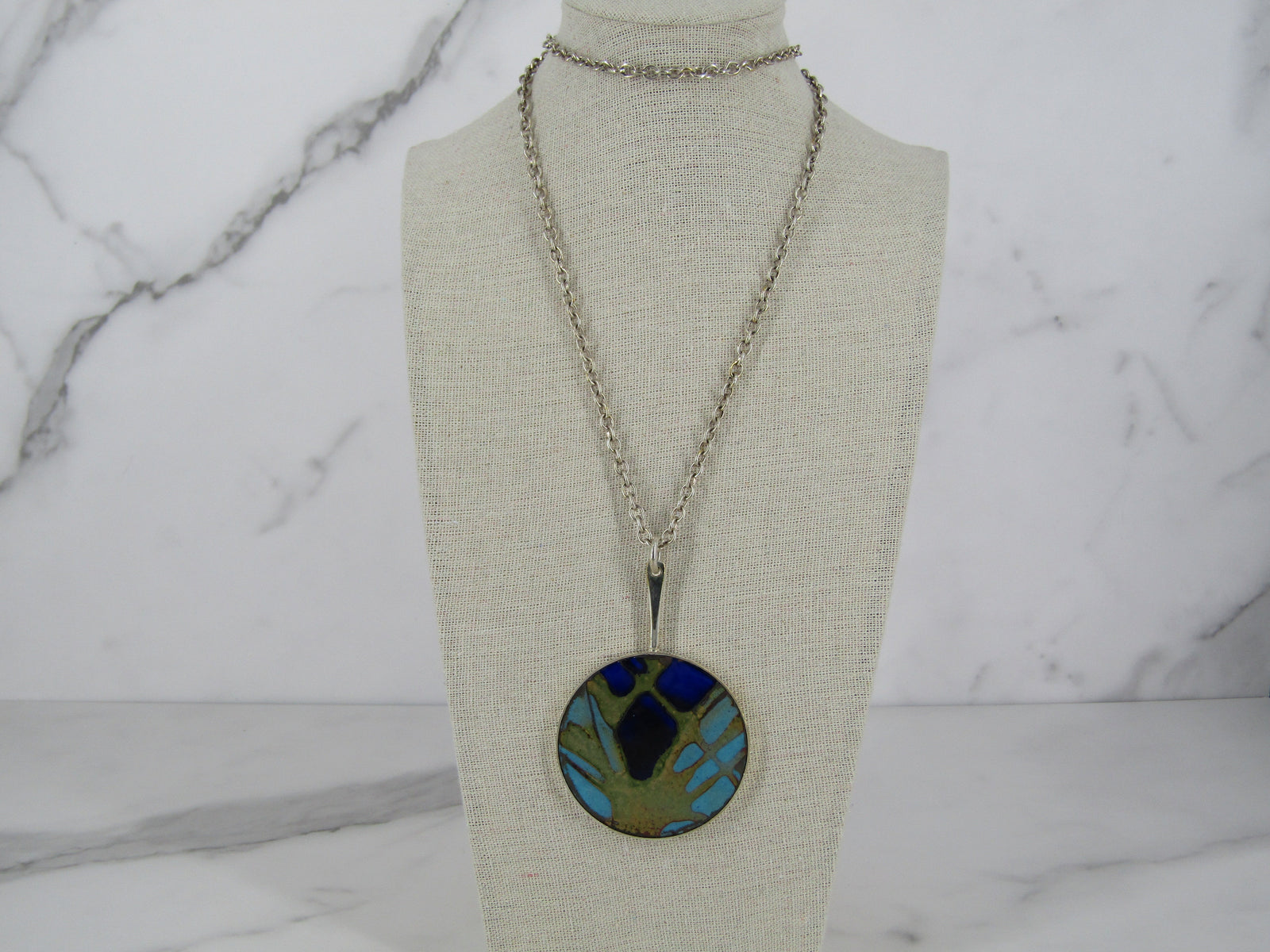 Silver Enamel Medallion Pendant Necklace With Oval Link Chain