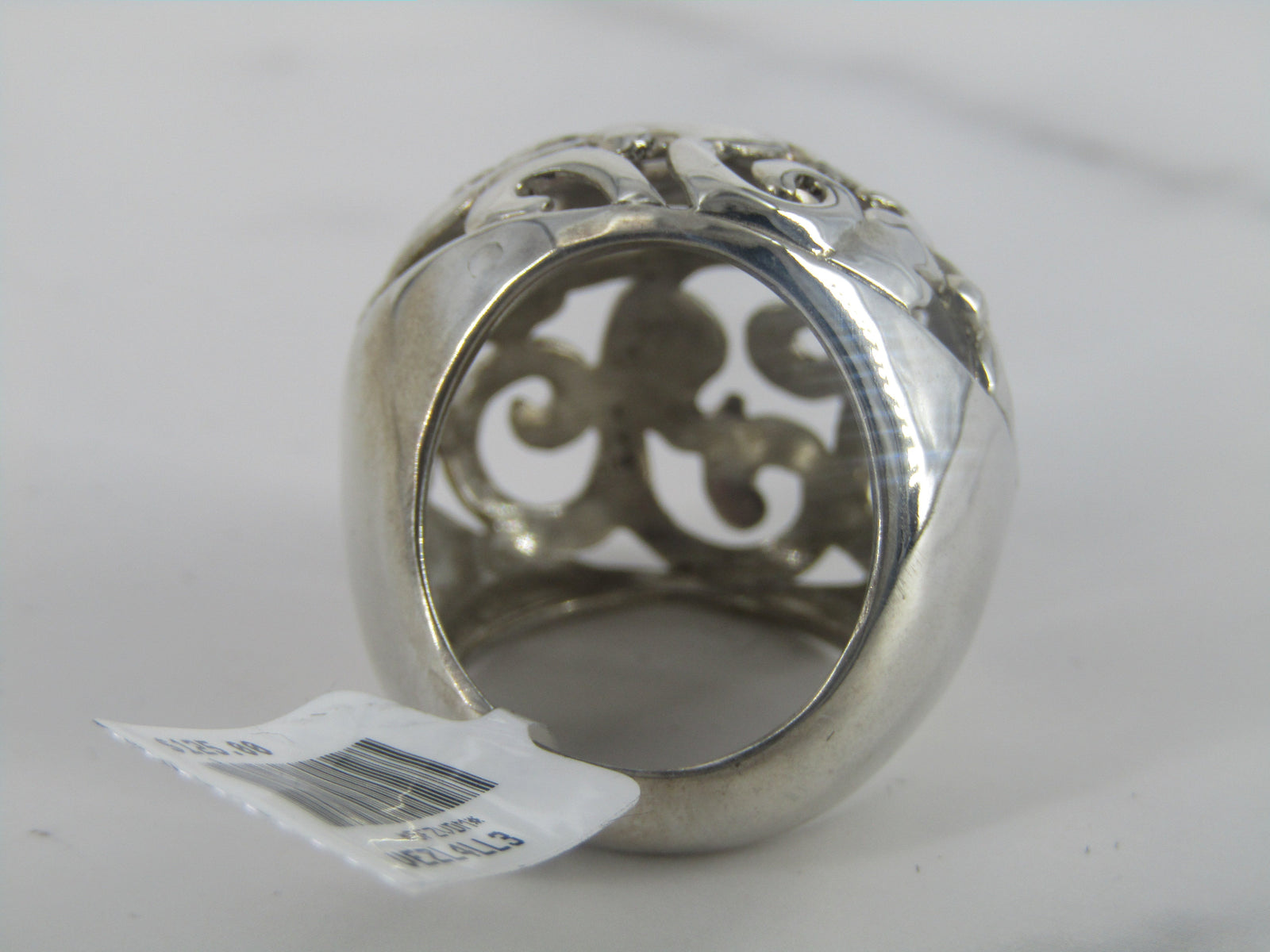 Open Work Swirl Designed Round Domed Silver Ring