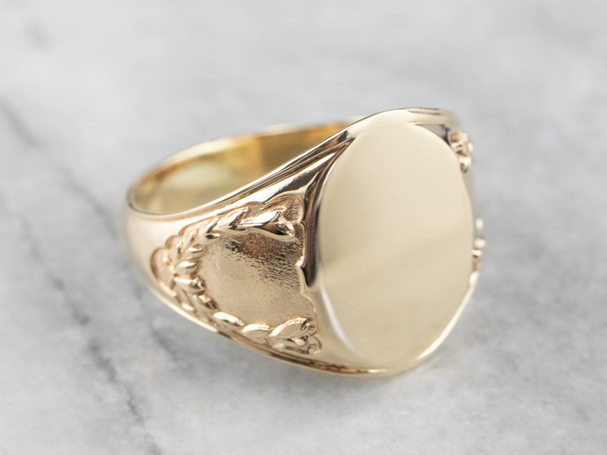 Vintage Gold Laurel Wreath Signet Ring