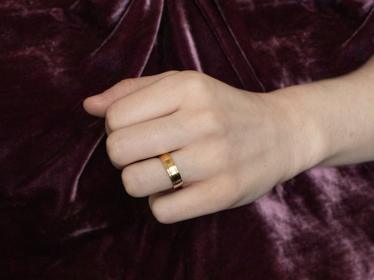 Gypsy Set Diamond 18K Gold Band