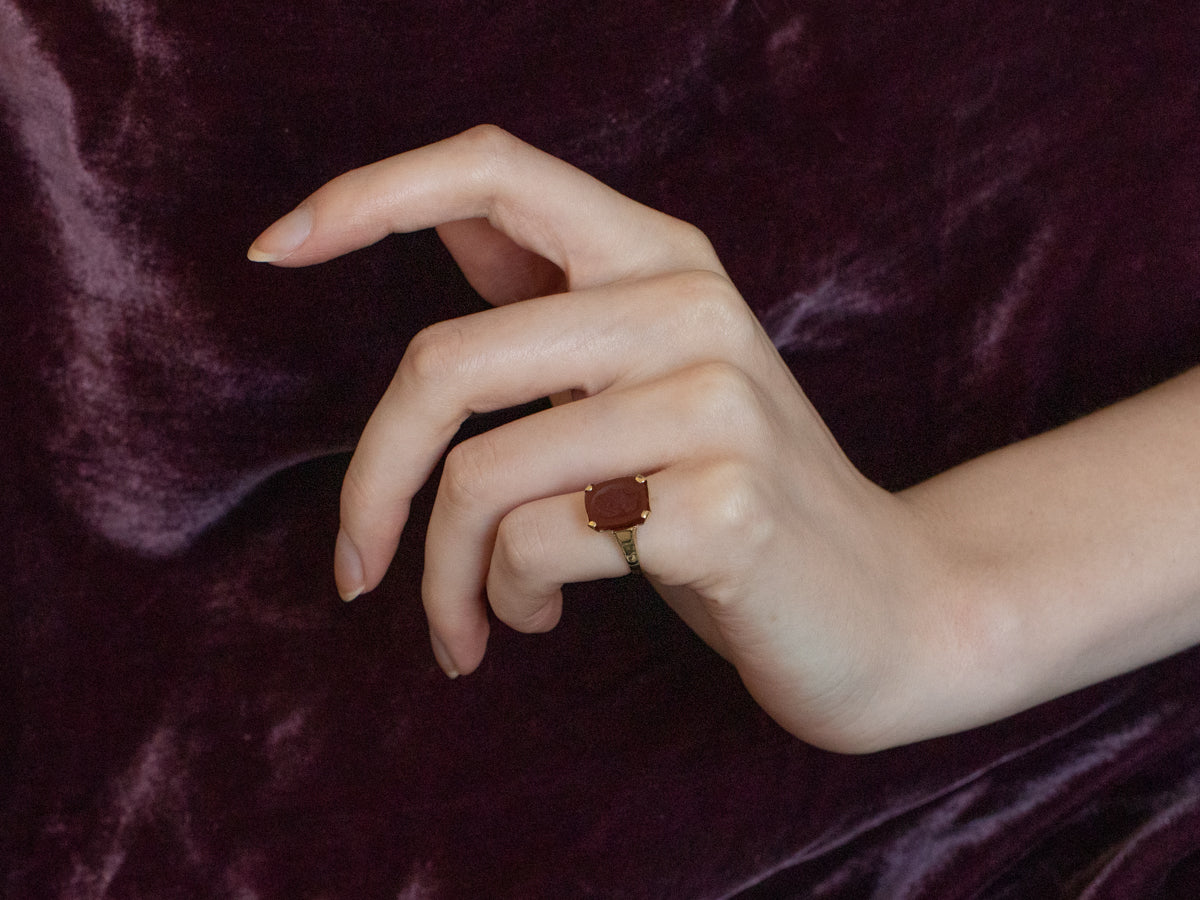 Retro Carnelian Cameo Gold Ring