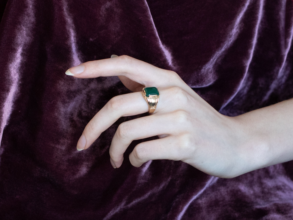 Retro Men's Green Onyx Gold Statement Ring