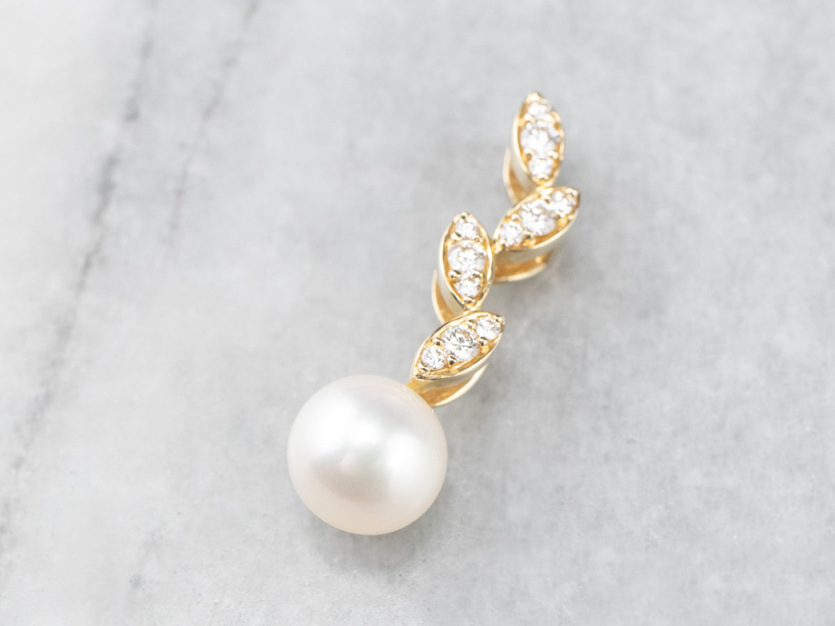 Botanical Pearl Diamond Gold Pendant