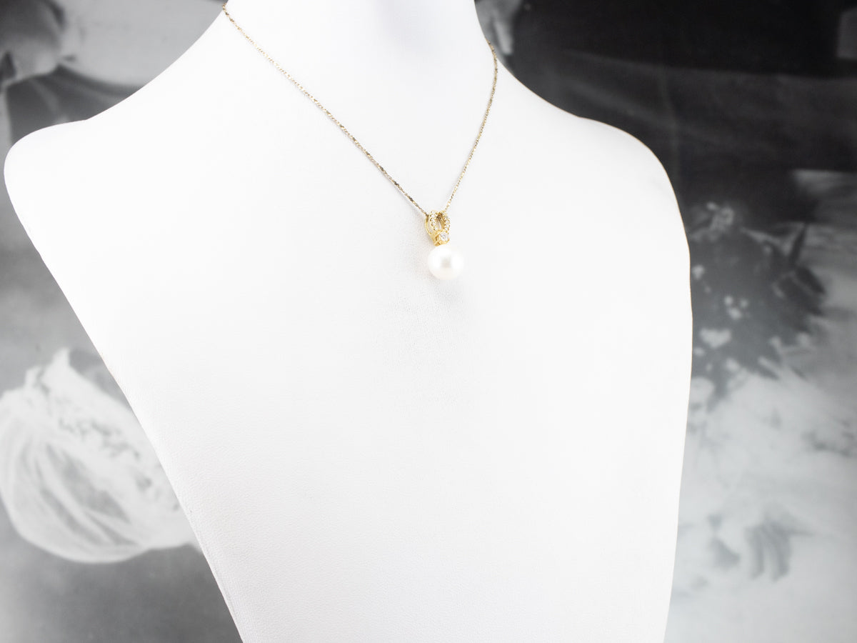 Pearl Diamond 18K Gold Pendant