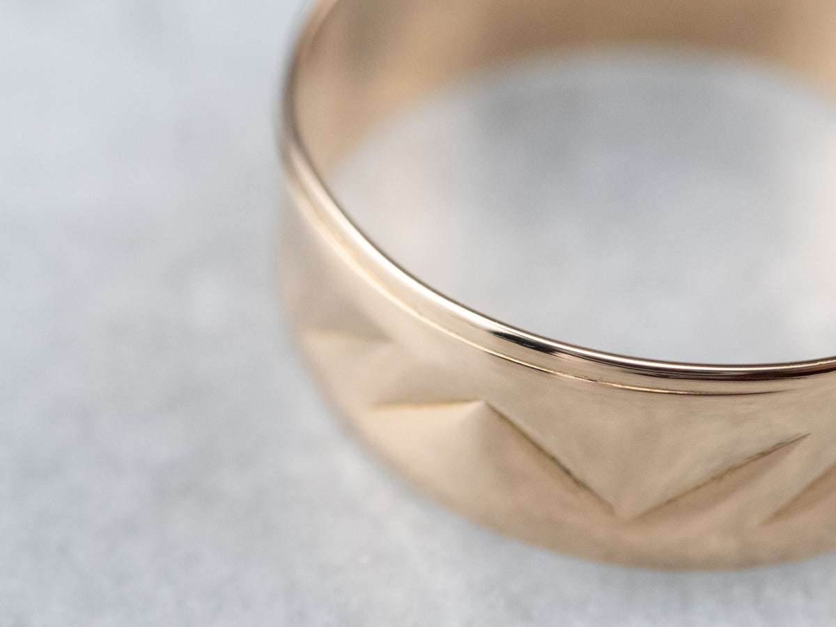 18K Gold Chevron Patterned Cigar Band Ring