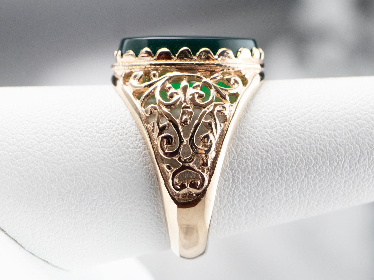 Anillo de oro y ónix verde atrevido