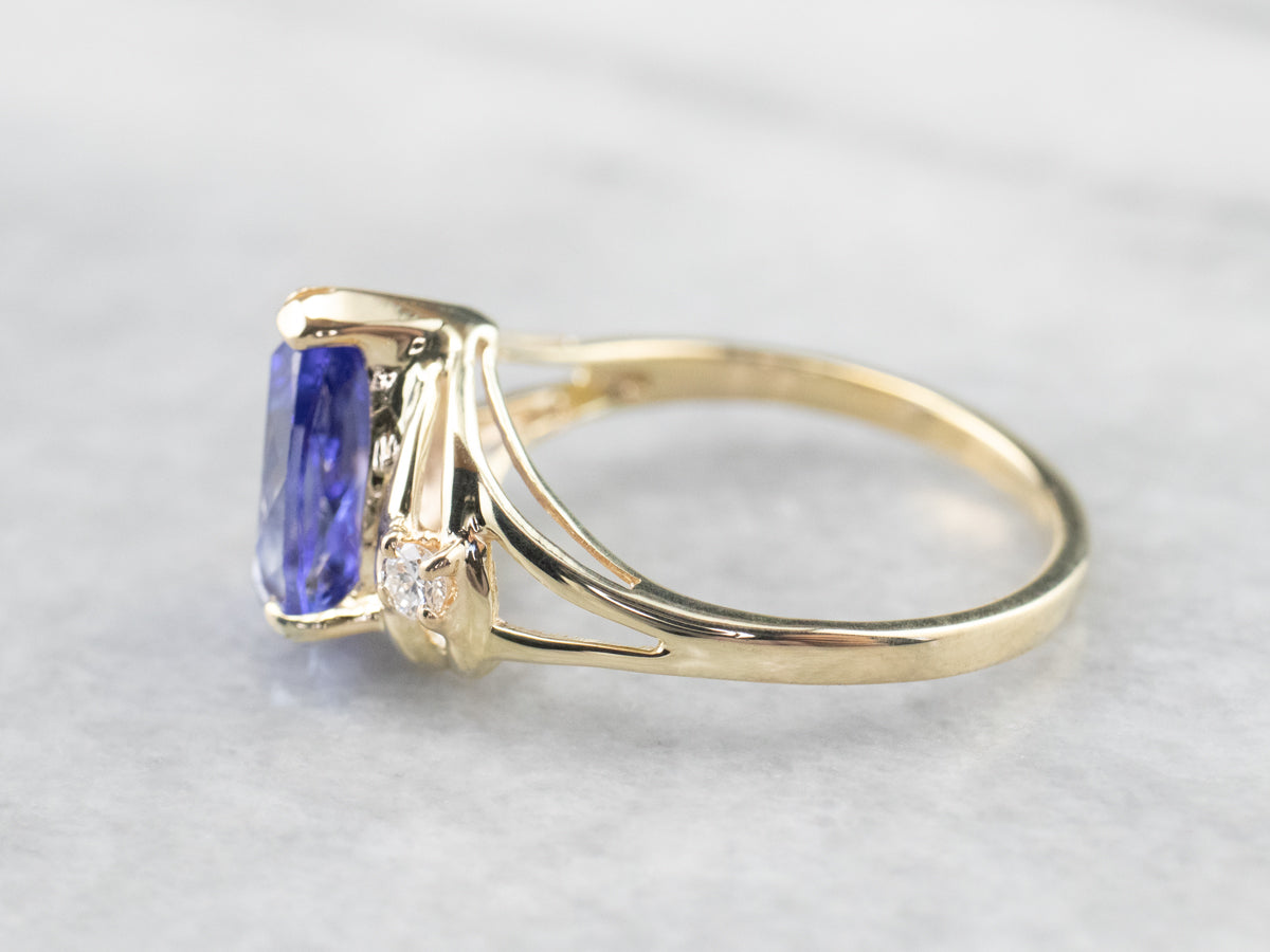 Pear Cut Tanzanite Diamond Gold Ring