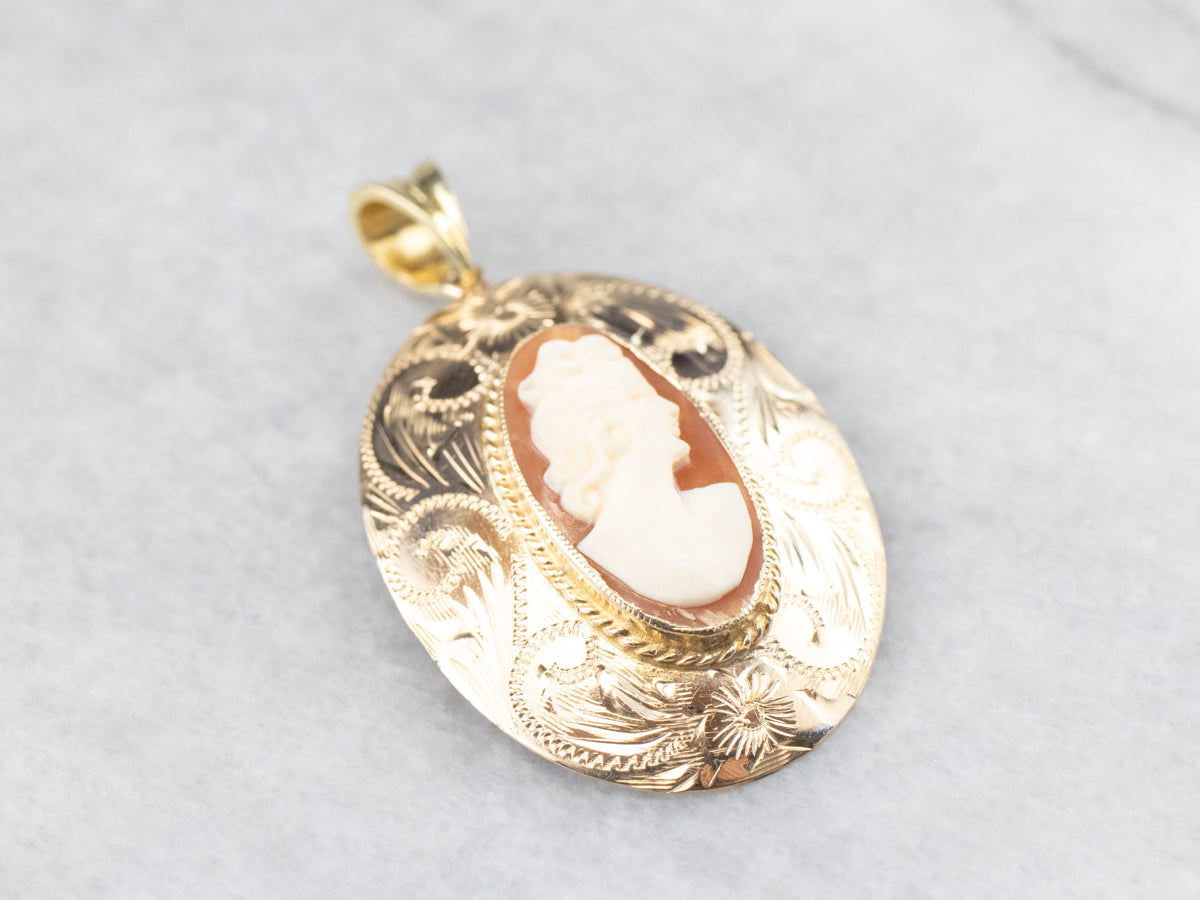 Gold Mid Century Cameo Pendant