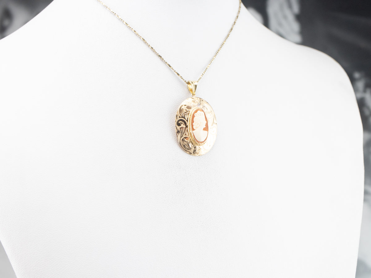 Gold Mid Century Cameo Pendant