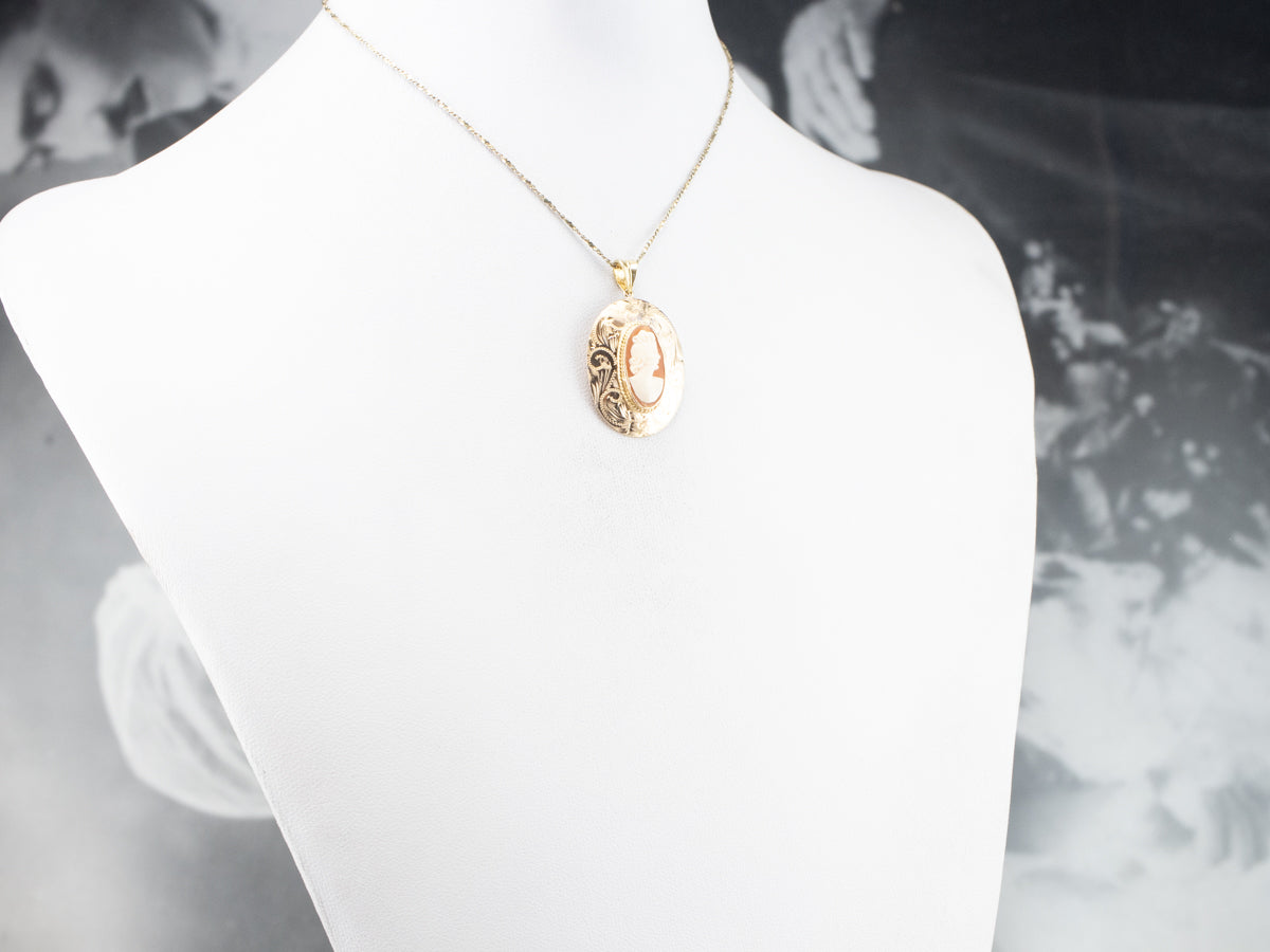 Gold Mid Century Cameo Pendant