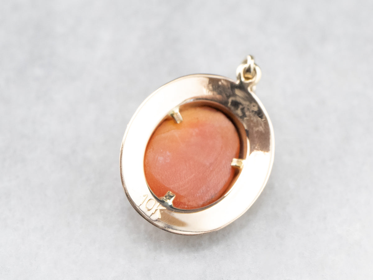 Small Mid Century Cameo Pendant