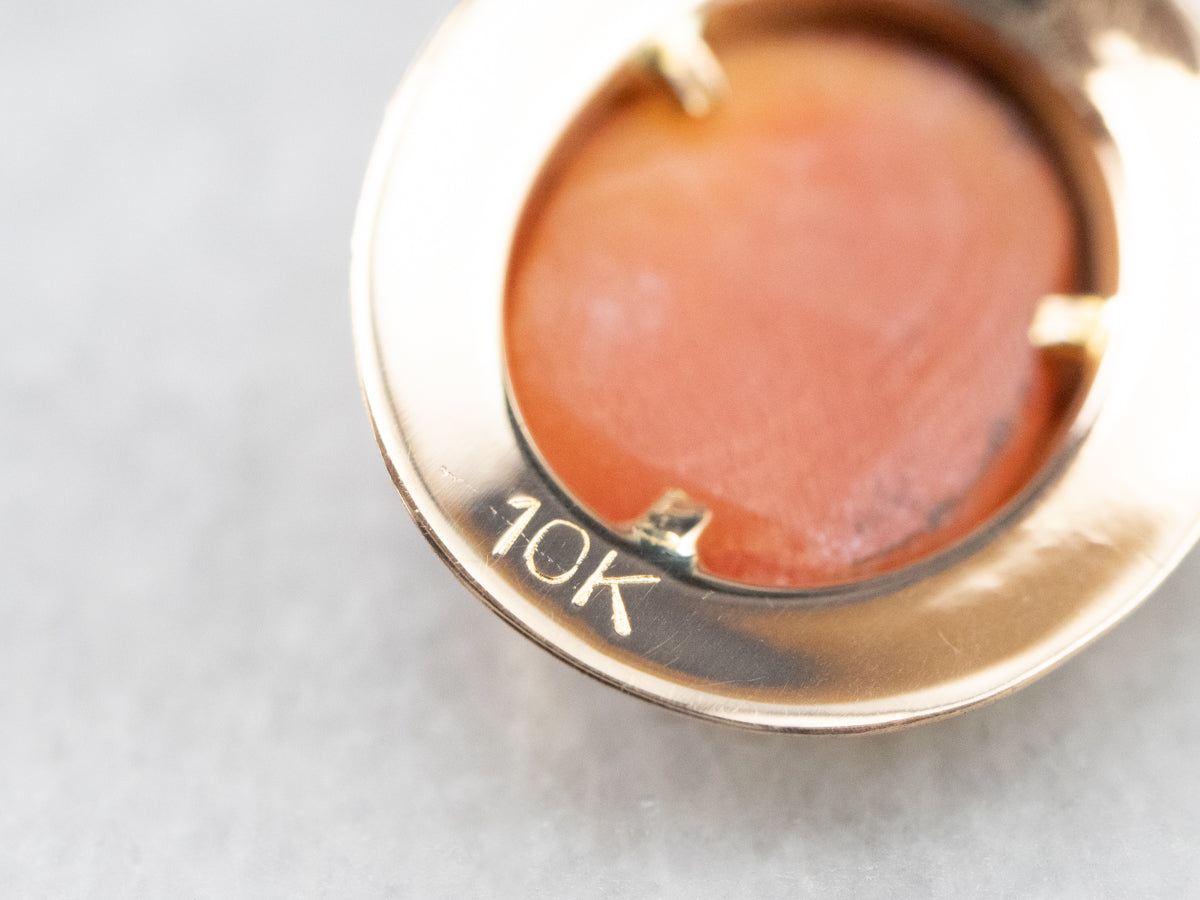 Small Mid Century Cameo Pendant