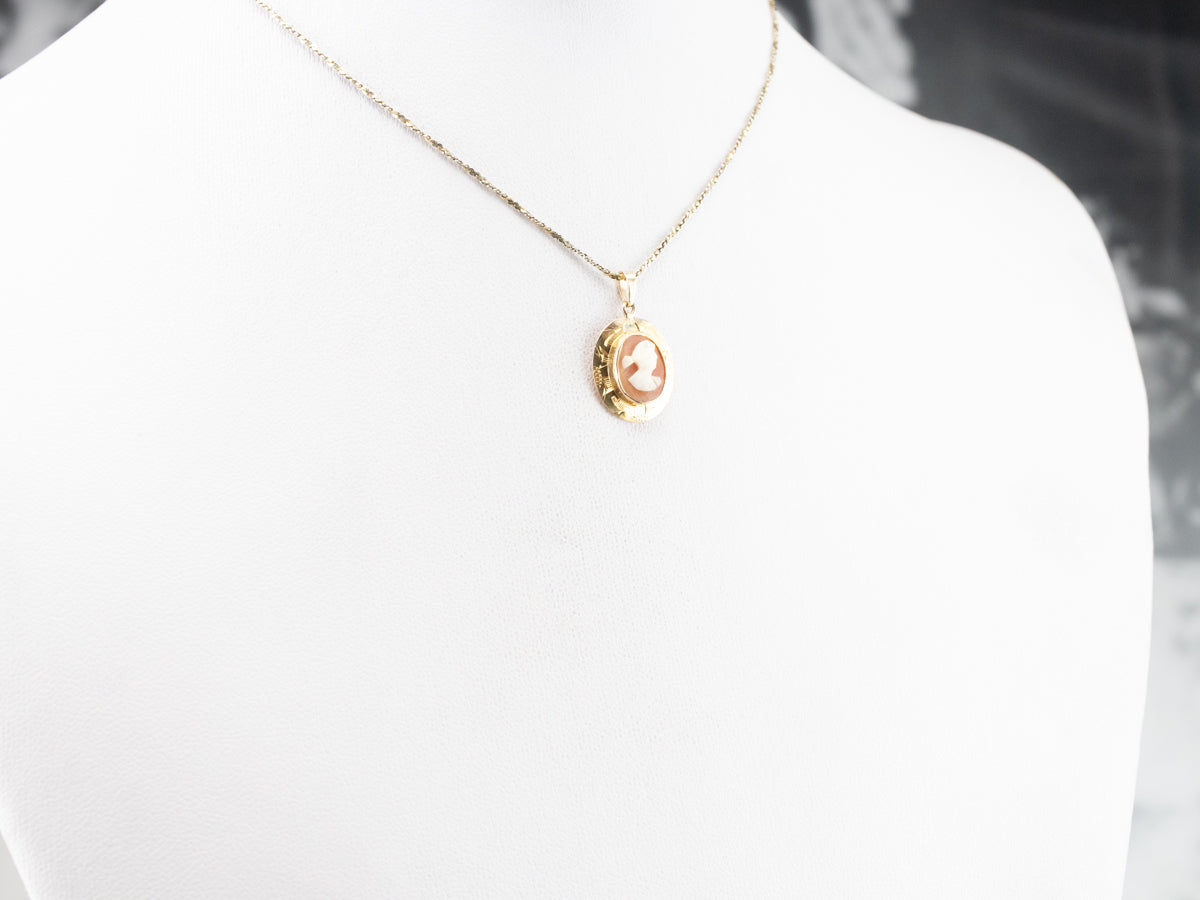 Small Mid Century Cameo Pendant