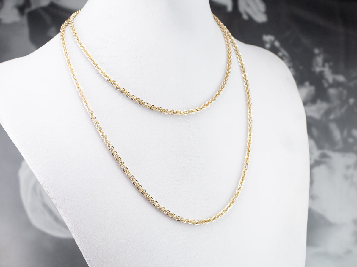 Collar de cadena larga con eslabones elegantes antiguos