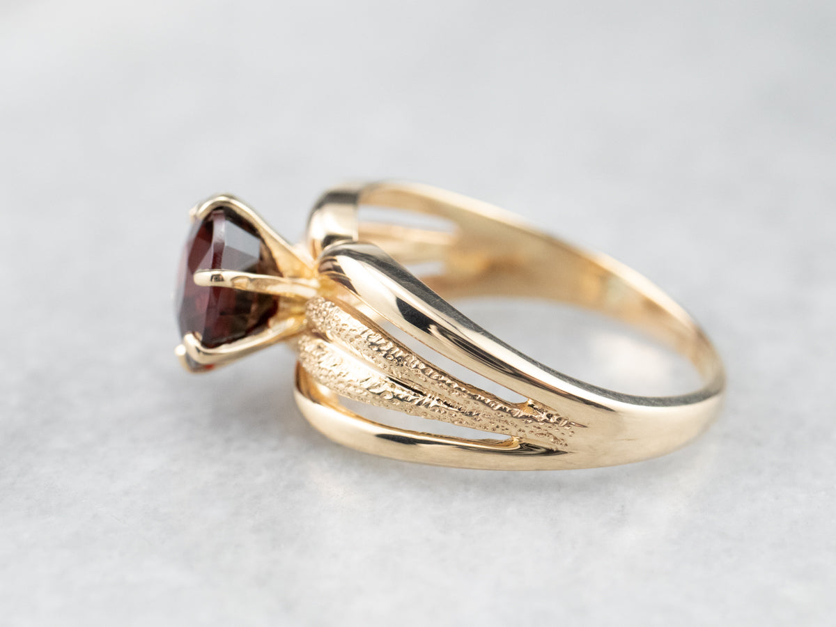 Vintage Gold Garnet Solitaire Ring