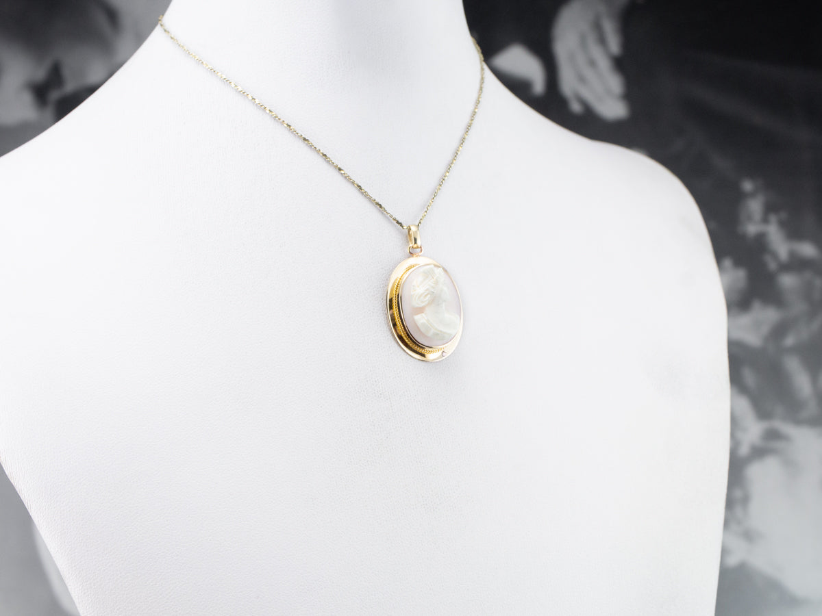 Vintage Gold Pink Shell Cameo Pedant