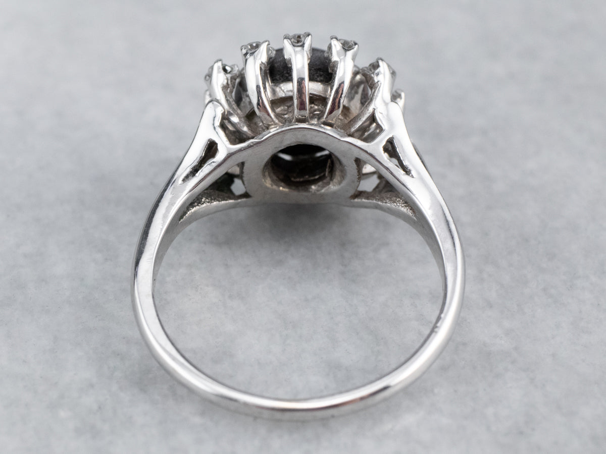 Anillo Estrella de Oro con Granate y Diamantes