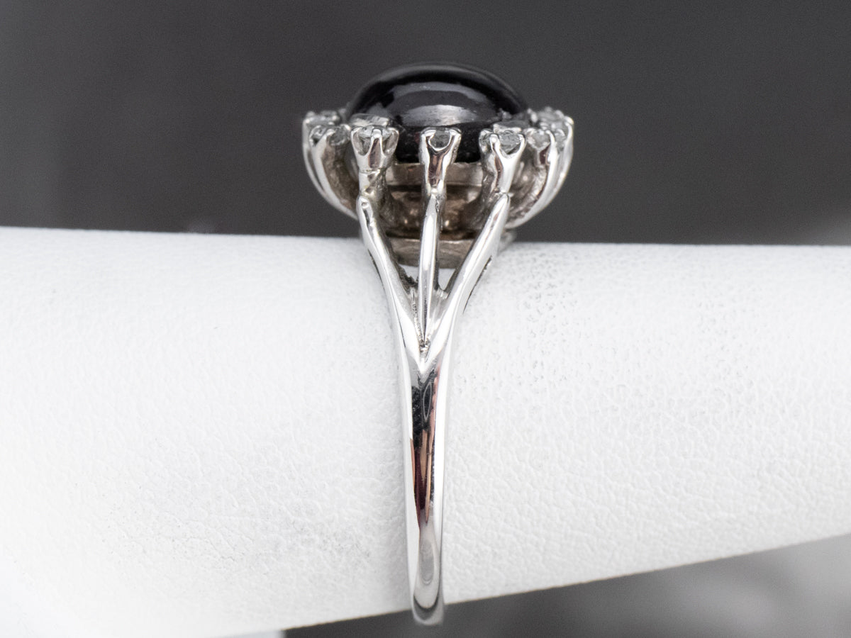 Anillo Estrella de Oro con Granate y Diamantes