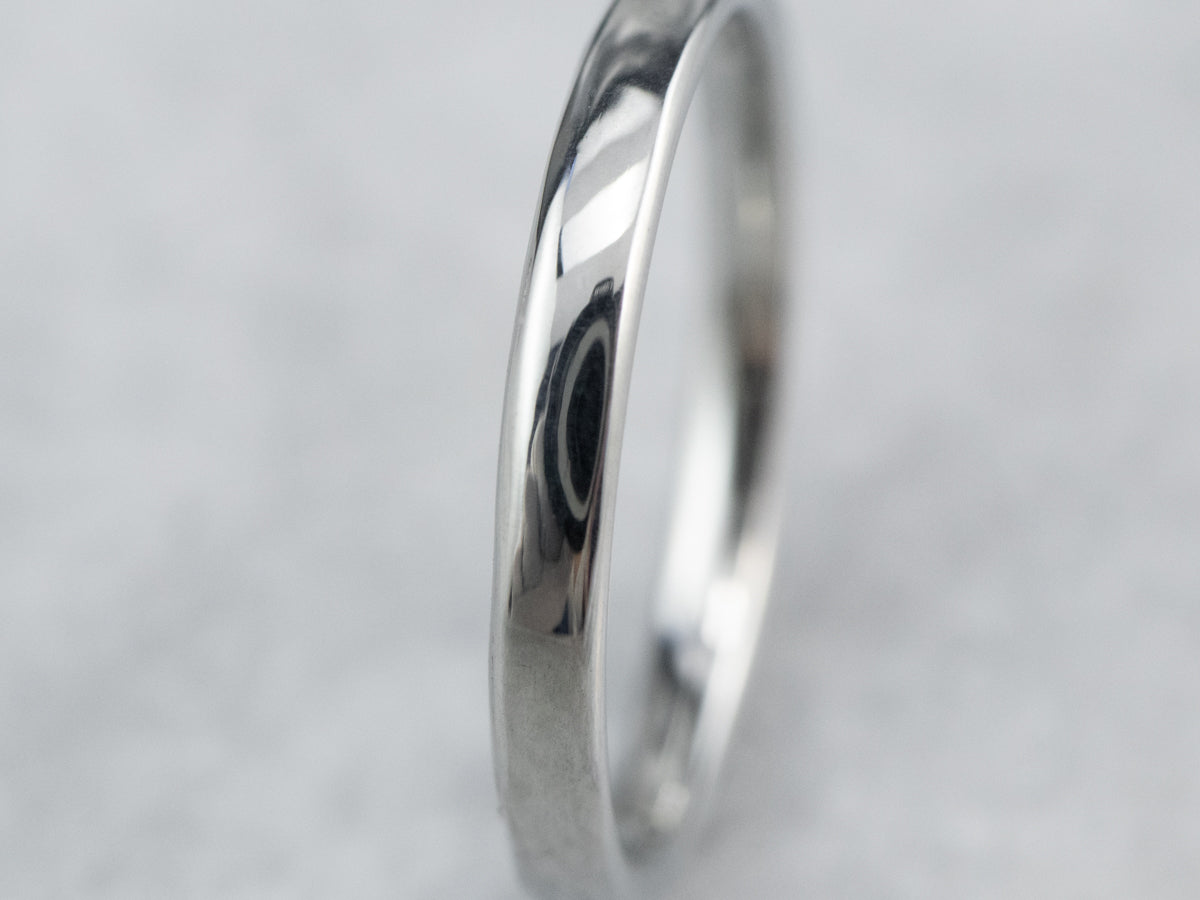 Plain 18K White Gold Wedding Band