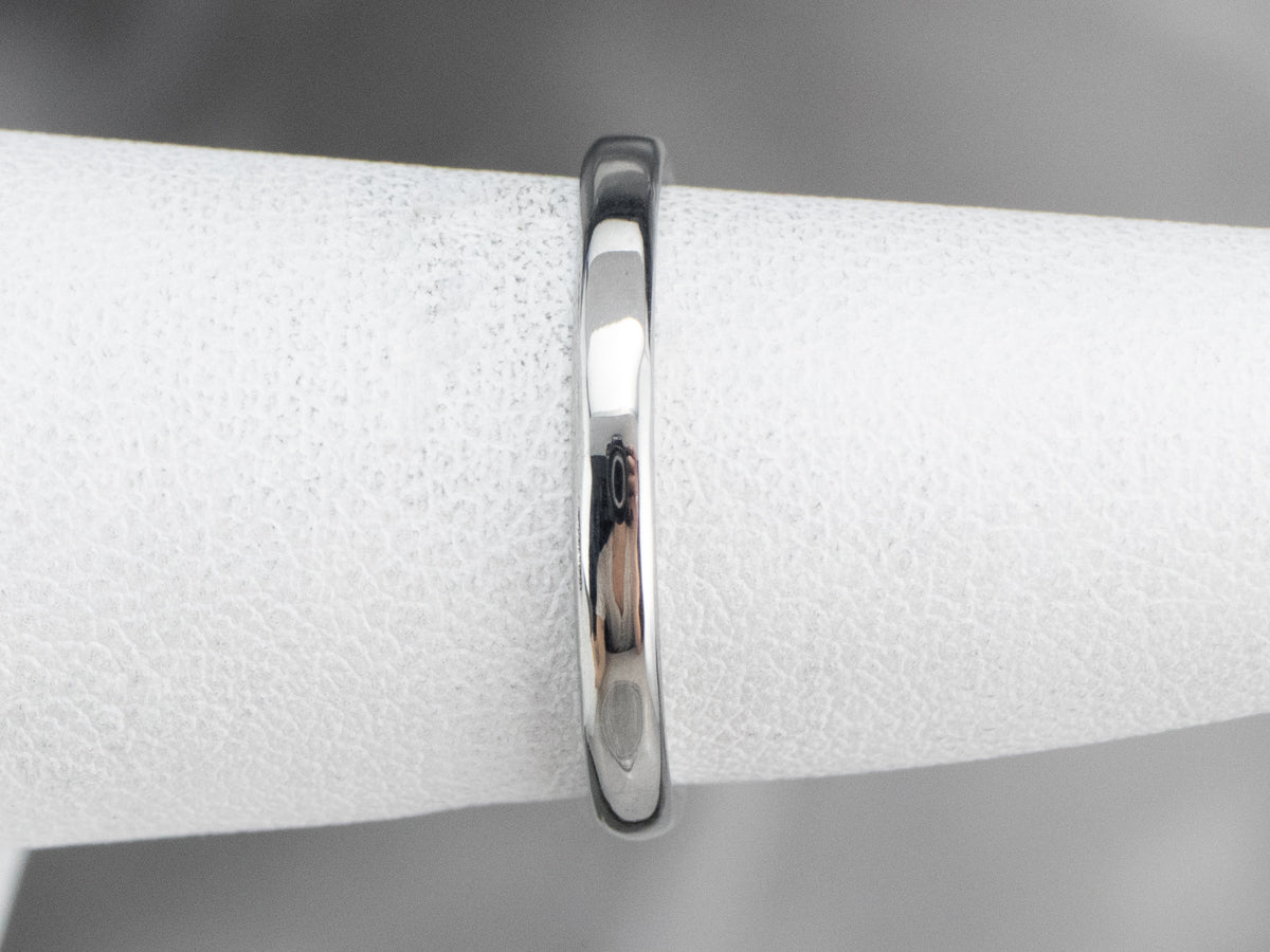 Plain 18K White Gold Wedding Band