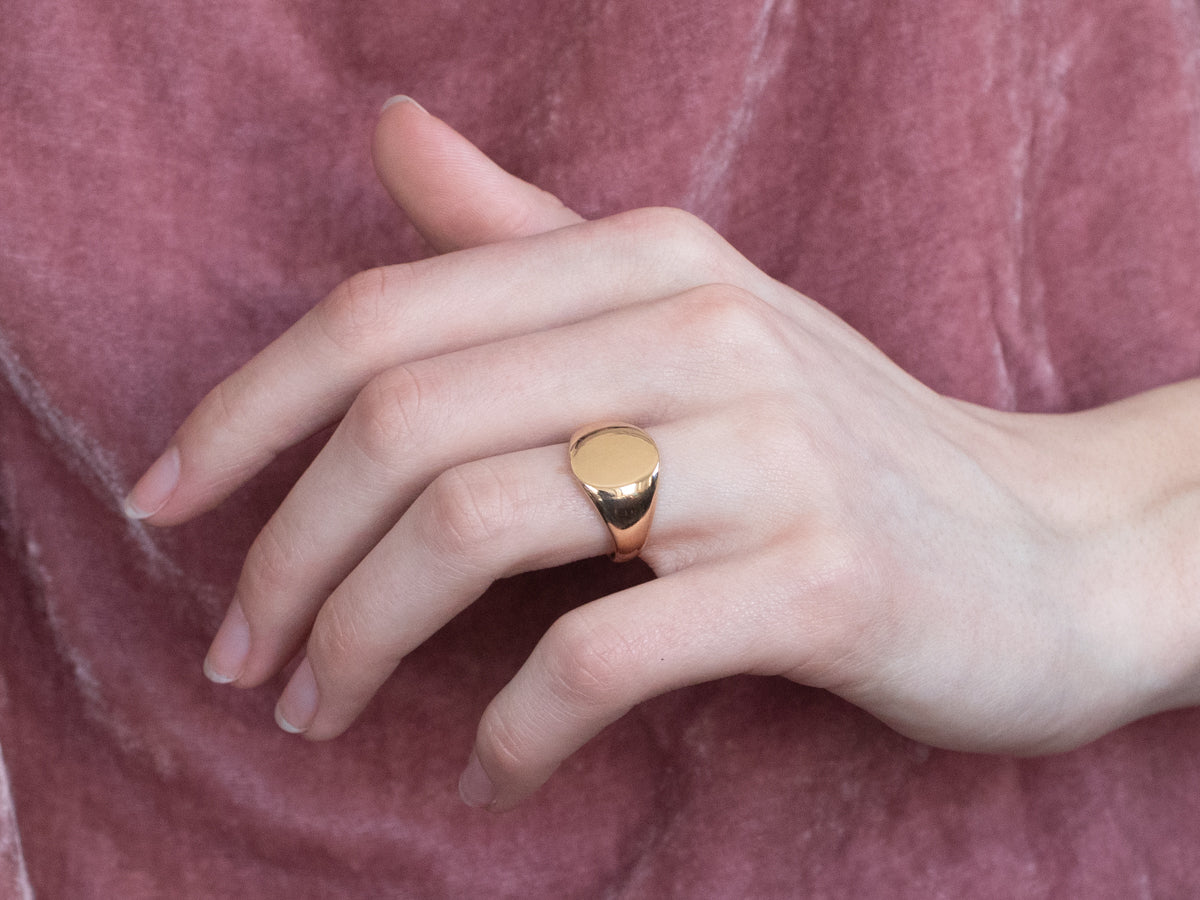 Unisex Plain Gold Signet Ring