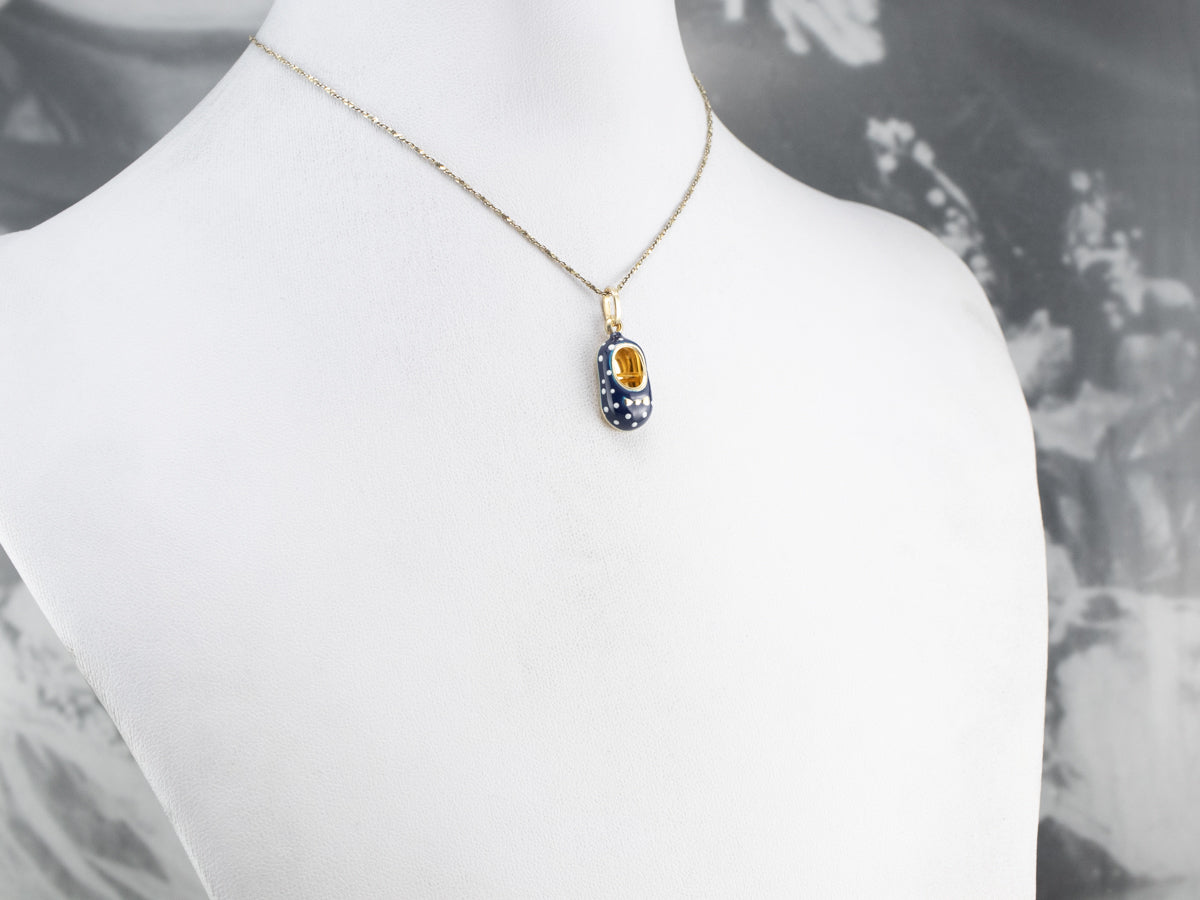 Charm para zapatos esmaltado con lunares azules