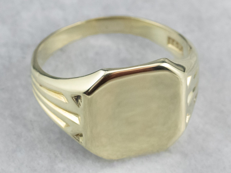 Bold Green Gold Vintage Signet Ring