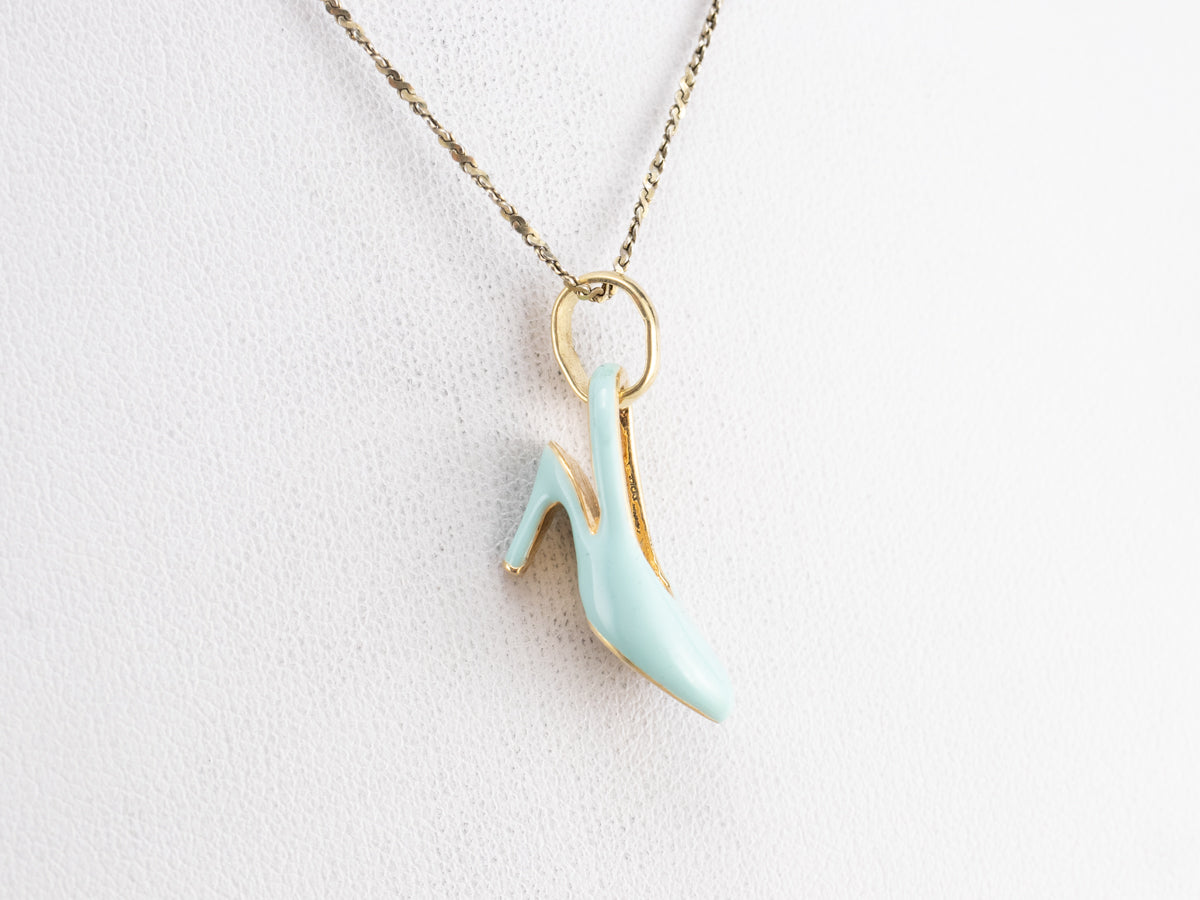 Colgante de tacón alto de oro y esmalte