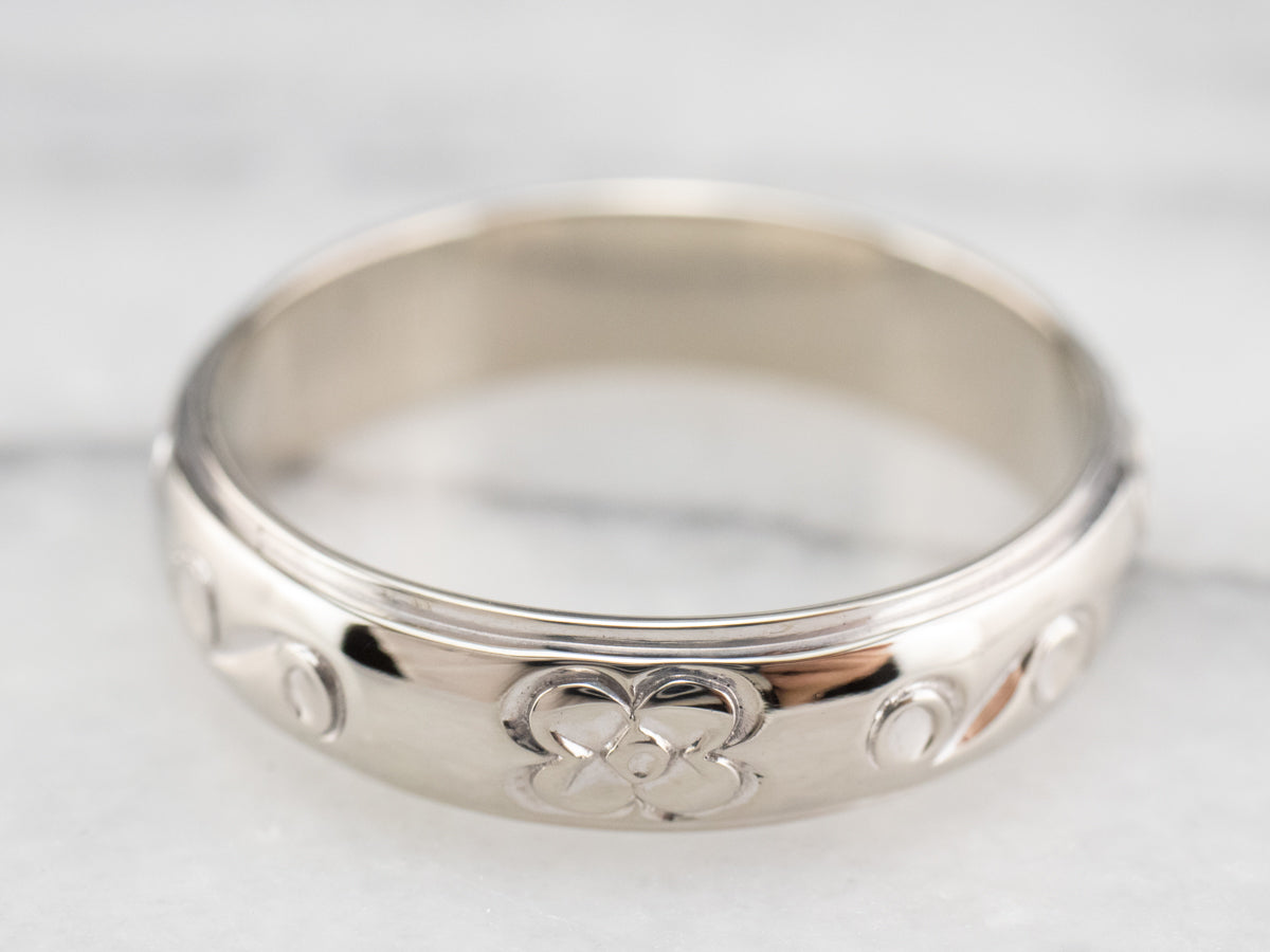 Scrolling Daisy Flower Pattern Band