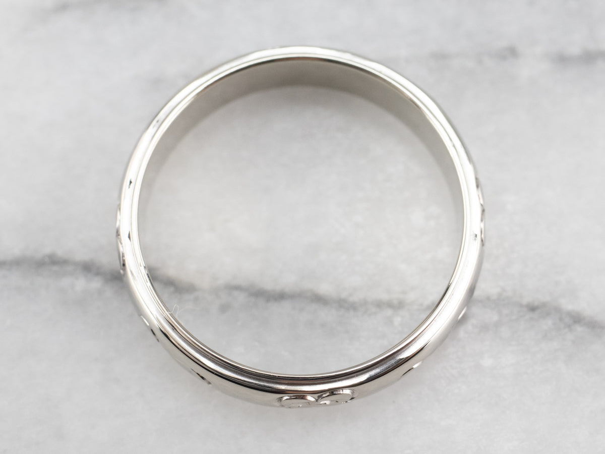 Scrolling Daisy Flower Pattern Band