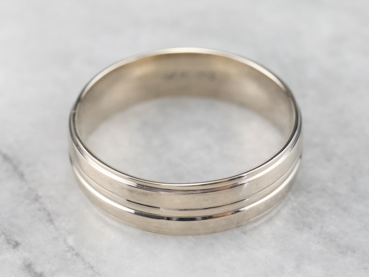 Unisex White Gold Lined Band